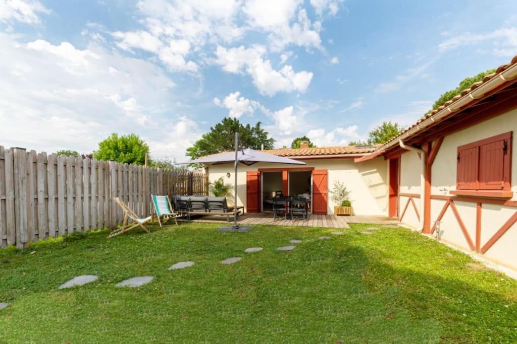 Maison Esprit Des Lois La Brede Экстерьер фото